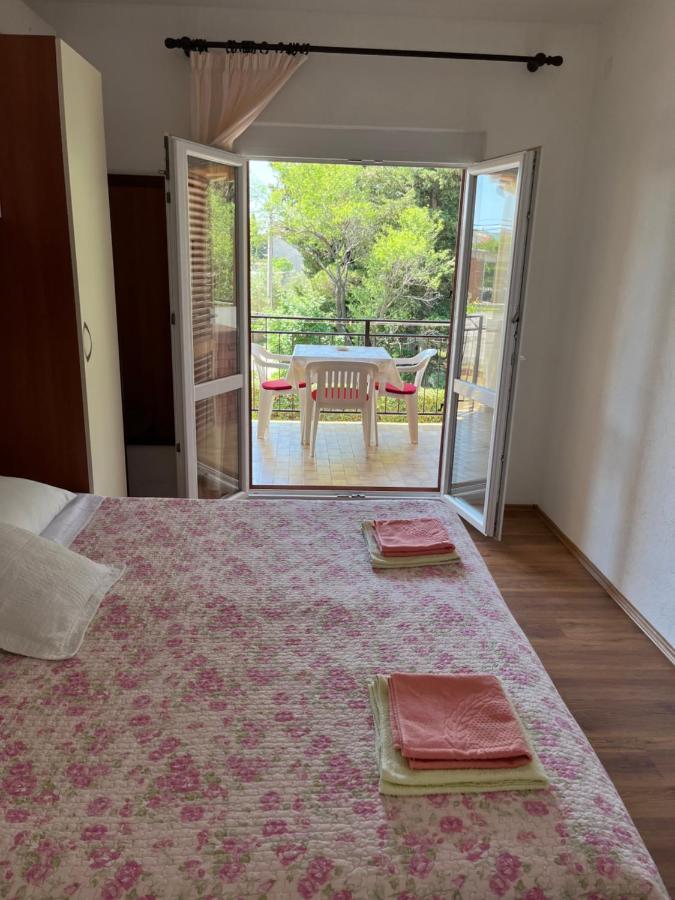 Apartmani Sekana Starigrad Paklenica Eksteriør bilde